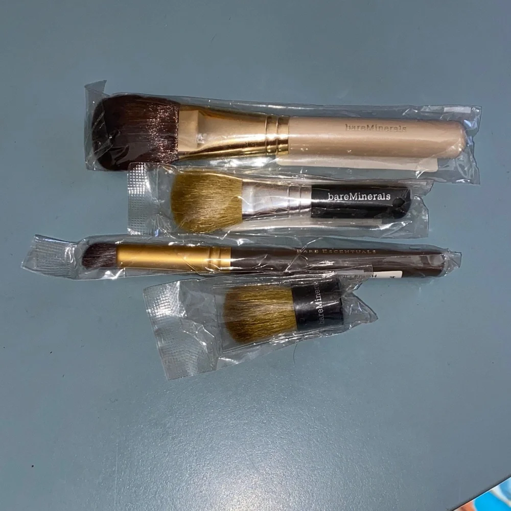 bareMinerals Gold and Black Makeup Brush Set